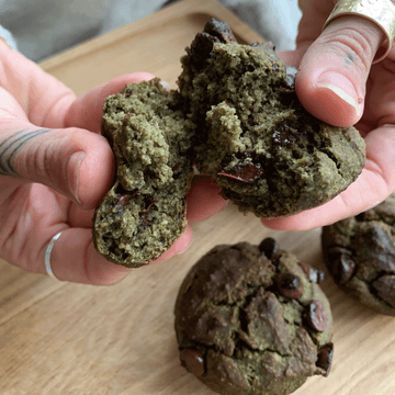 Collagen Superfood Oatmeal Muffins Recipe | AURA Kitchen - AURA Nutrition
