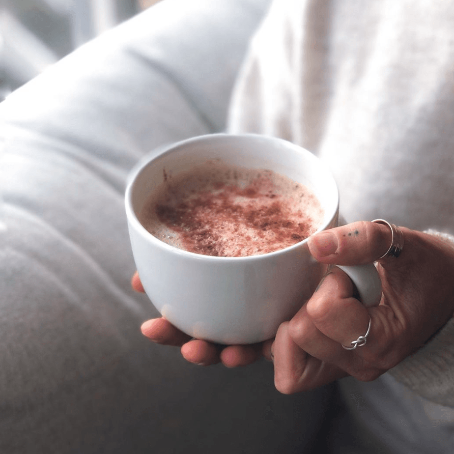 Elevated Macaccino Latte Recipe | AURA Kitchen - AURA Nutrition